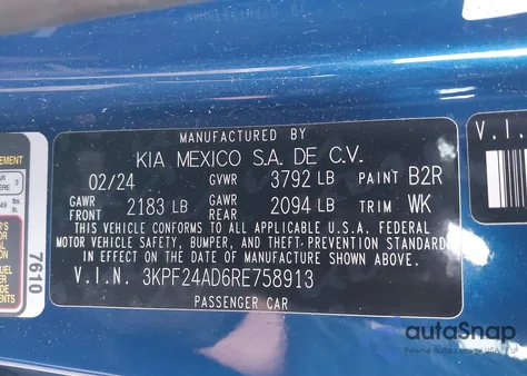 2024 Kia Forte Lxs z USA, uszkodzony, nr VIN 3KPF24AD6RE758913